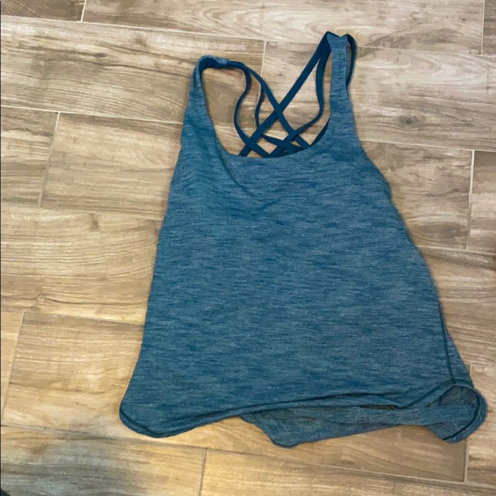 Workout top w built in bra